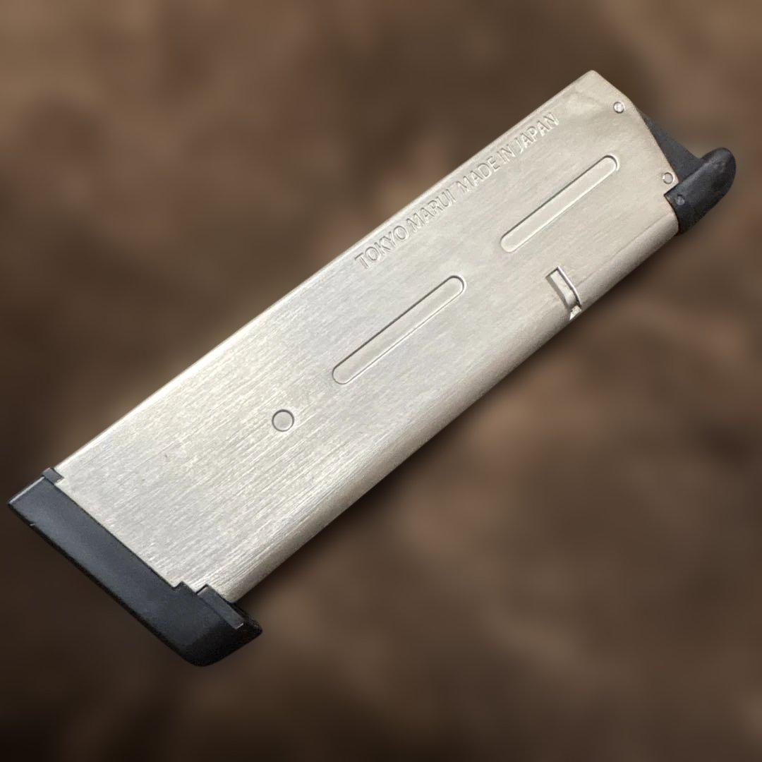 美品 東京マルイ ガスブローバック ナイトウォーリア 外装カスタム 付属品多数！