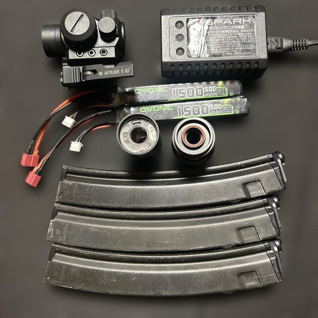 東京マルイ　次世代電動ガンMP5 A5 ドットサイト　 トレーサー　マガジン