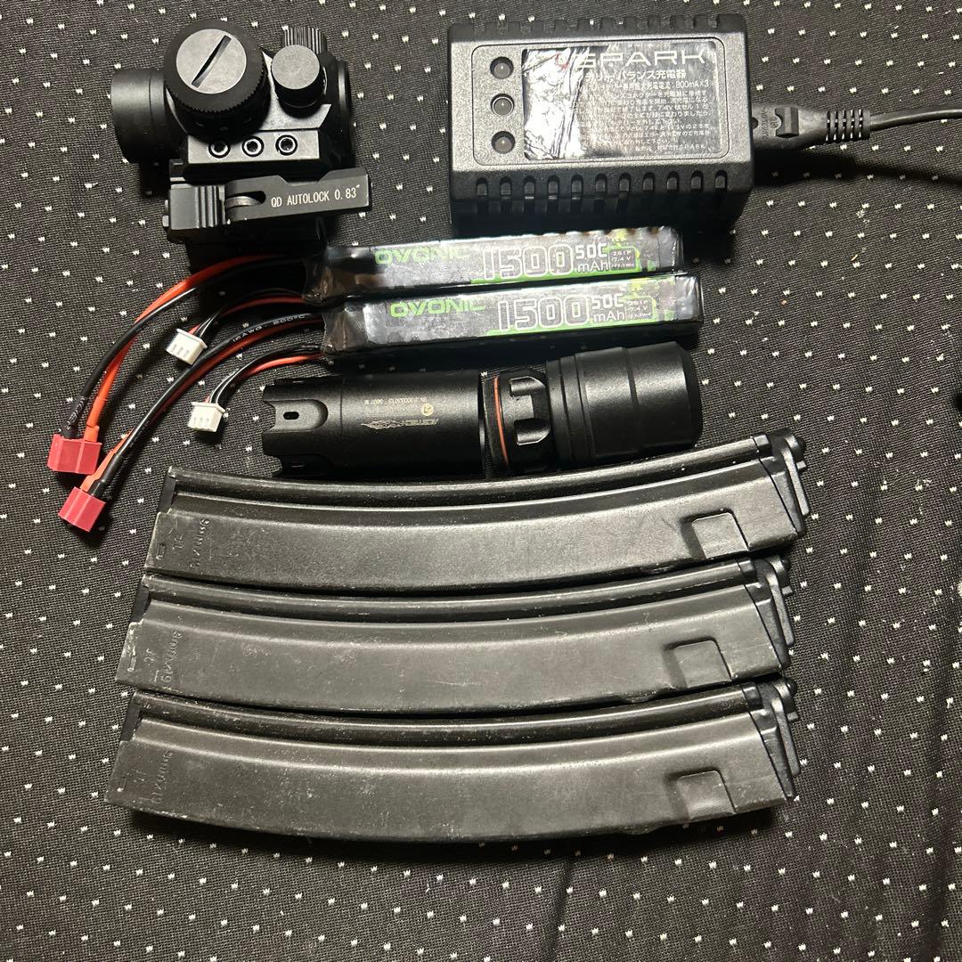 東京マルイ　次世代電動ガンMP5 A5 ドットサイト　 トレーサー　マガジン