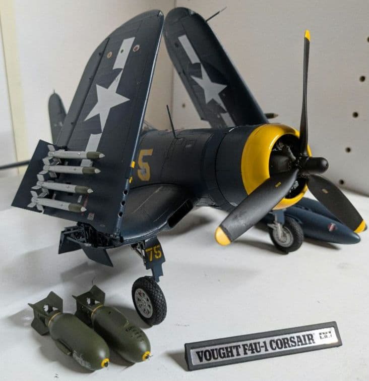 コルセアF4U-1D(プラモデル完成品1/32)