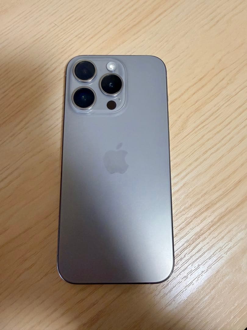 Apple iPhone 15 Pro スペースブラック 本体 512GB