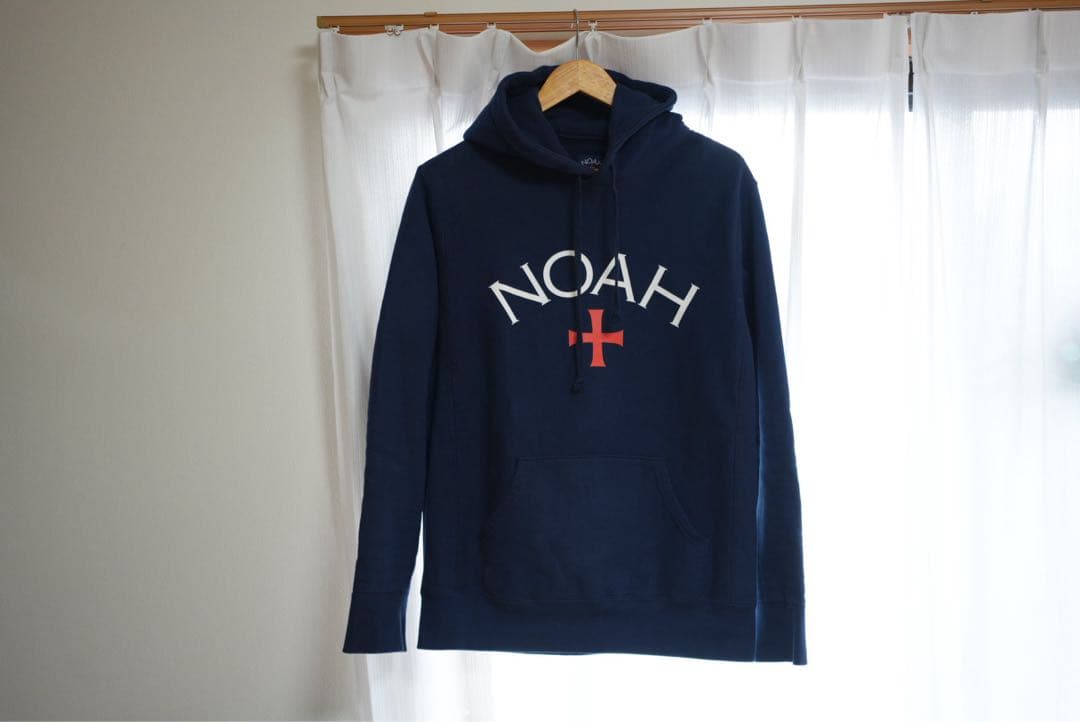 NOAH ネイビー フード付きパーカー