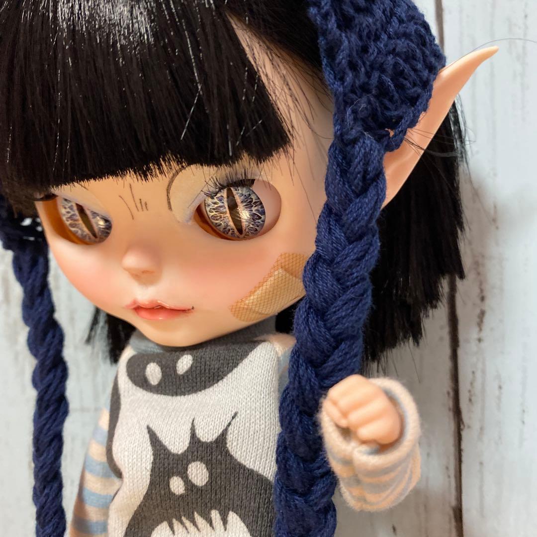 『デビルちゃん』カスタムドール　さらさらボブヘア(ブラック)