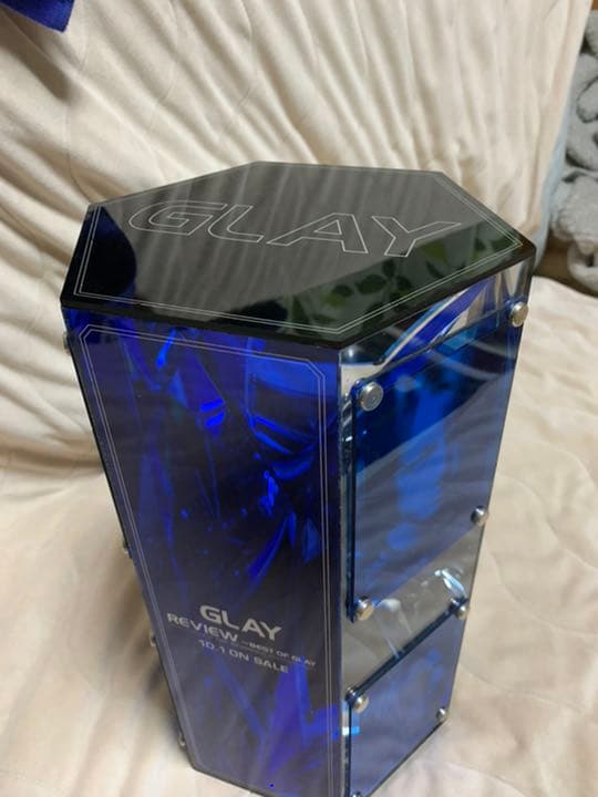 GLAY  レビュー　クリスタルの置物