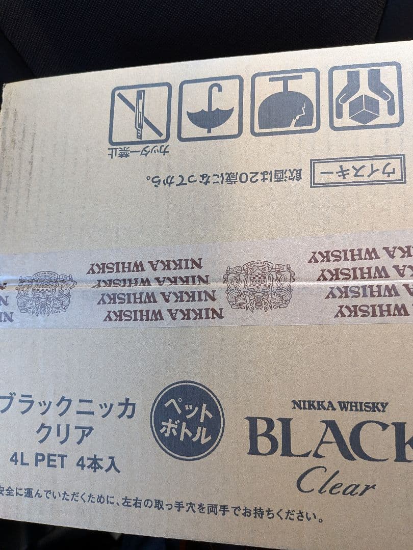 ブラックニッカクリア 4Lペット 4本(1ケース）