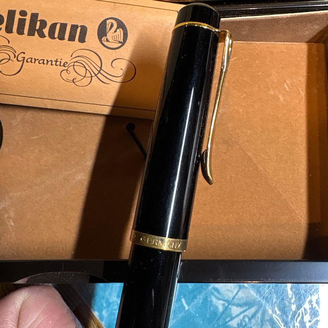 ペリカン万年筆　M200 ケース入りセット　新品 1989年以前のモデルです
