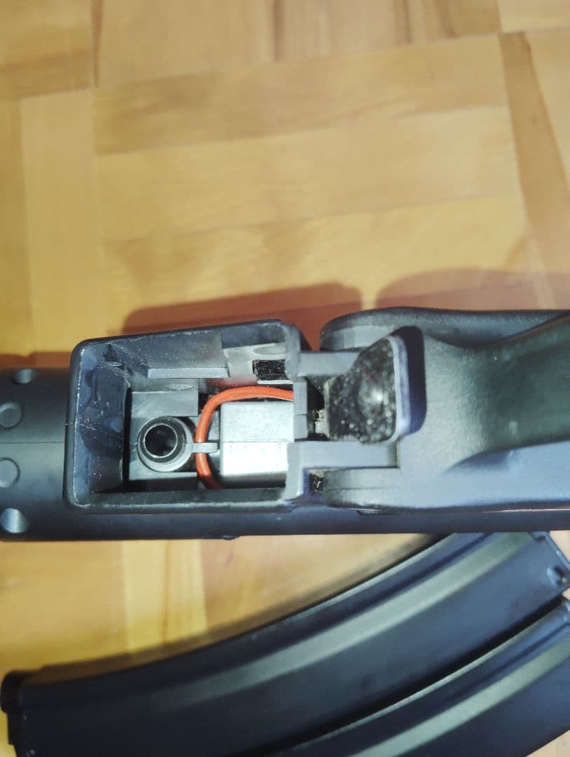 24時間限定値下げ　中古品　無改造　絶版モデル東京マルイ電動ガンMP5K PDW