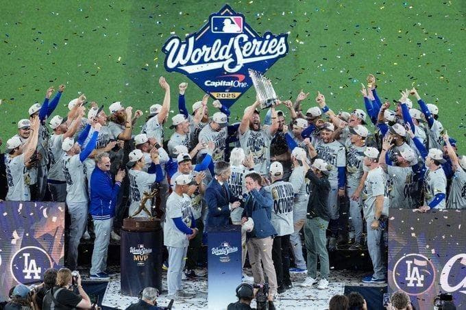 大谷翔平ドジャース25WSチャンピオン5PINラペルピンパッチセットUS限定品