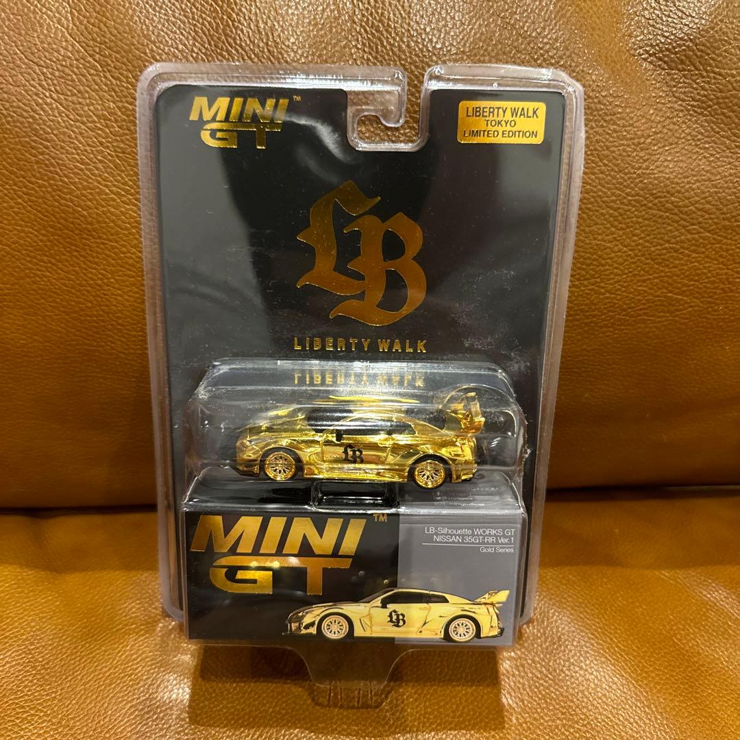MINI GT LIBERTY WALK ゴールドミニカー4台セット