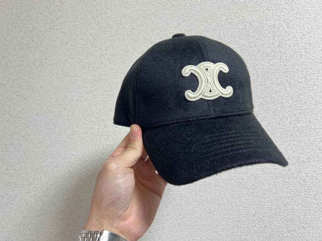 CELINE 黒 ベースボールキャップ Mサイズ