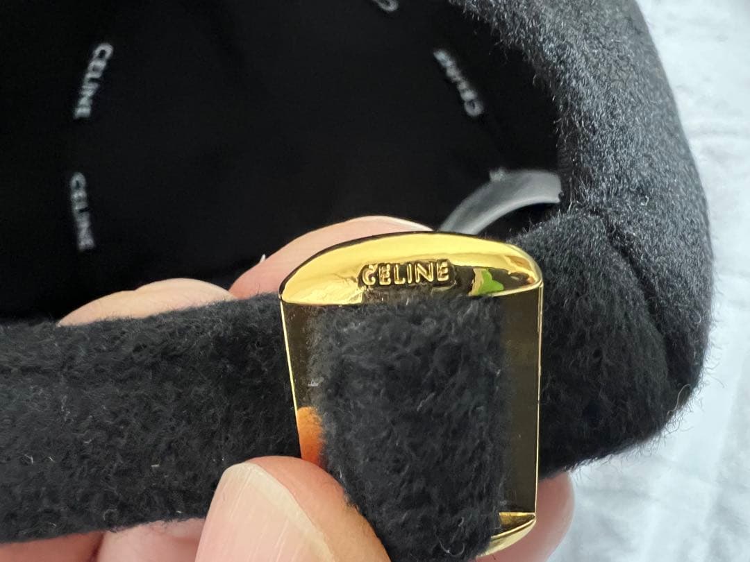 CELINE 黒 ベースボールキャップ Mサイズ