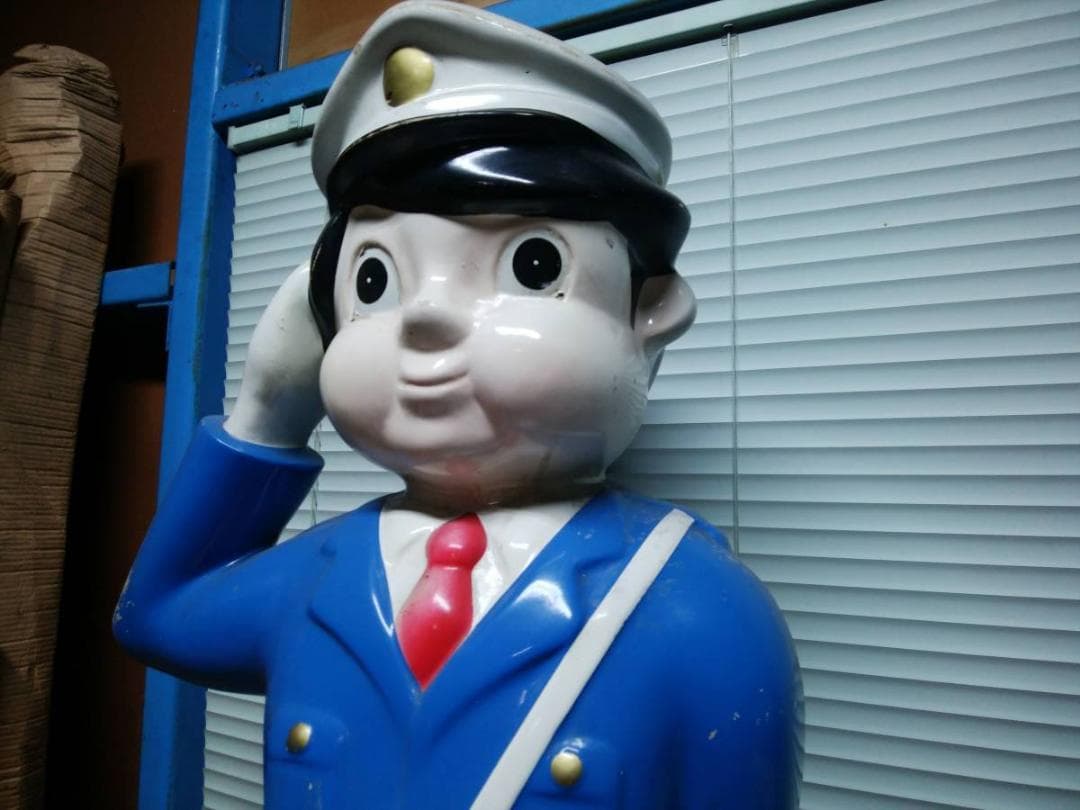 昭和30年代【レア】当時物☆横断歩道を守り続けた☆おまわりさん高さ1m20cm