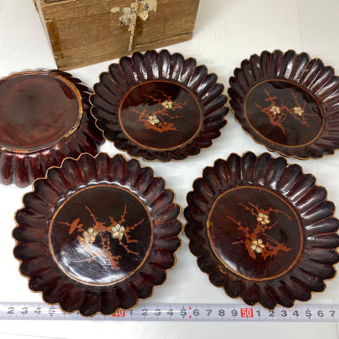 唐物　木製　螺鈿　菊割皿5客　幅約13.2㎝　トトウ　東さ7-1124☆2F