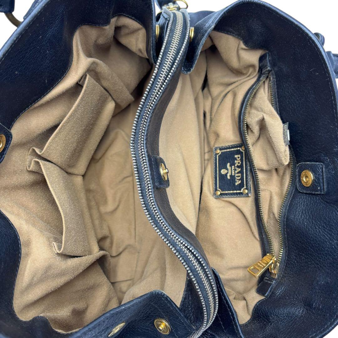 【美品】プラダ PRADAトートバッグ ハンドバッグ レザー ブラック