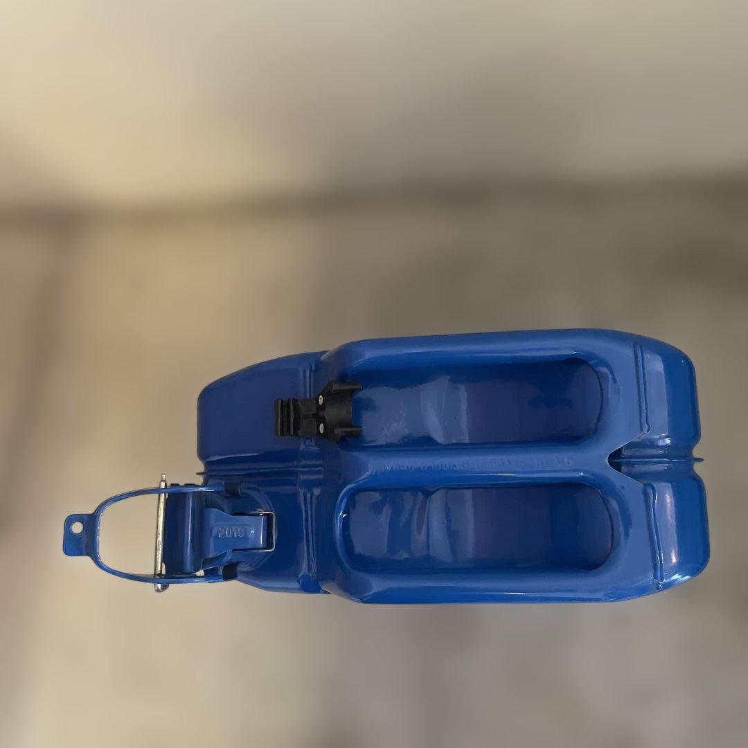 Wavian Jerry Can ガソリン携行缶　灯油缶　20L ブルー