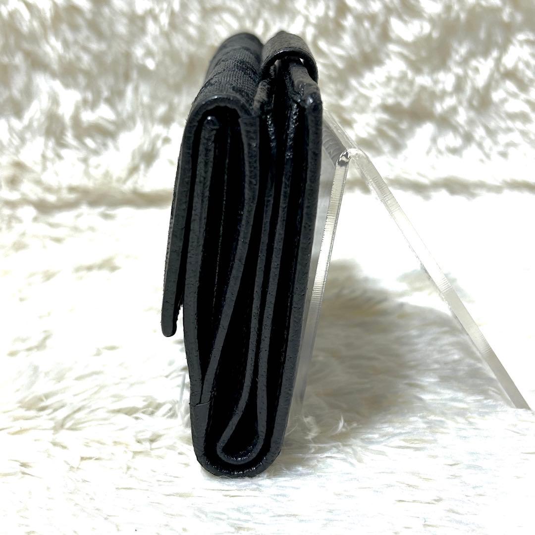 美品✨GUCCI グッチ GG柄 三つ折り財布 ブラック ロゴプレート　ブラック