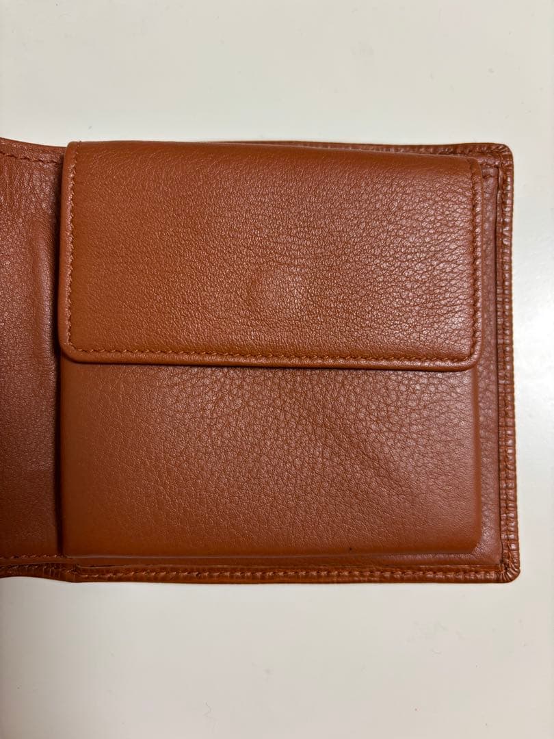LOEWE ブラウンレザー 二つ折り財布