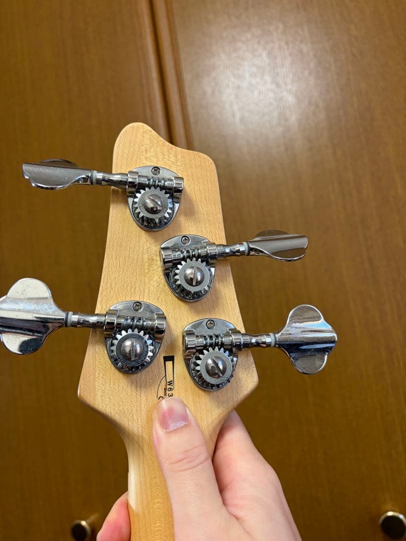 ベース Ibanez ATK-400