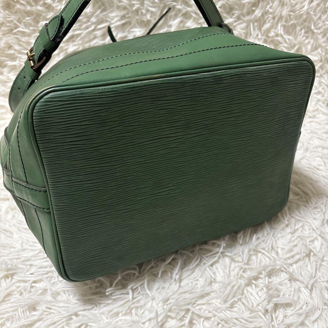 ルイ・ヴィトン LOUIS VUITTON ノエ ボルネオグリーン エピ