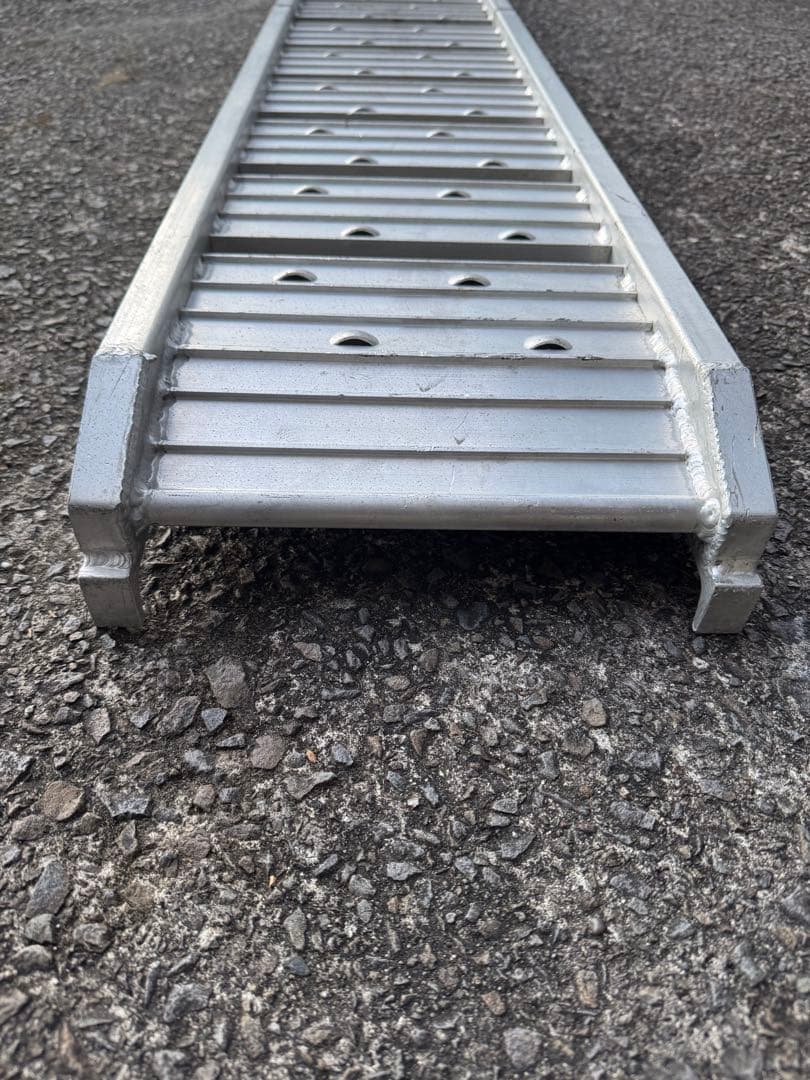 ラダーレール　アルミ製　折りたたみ