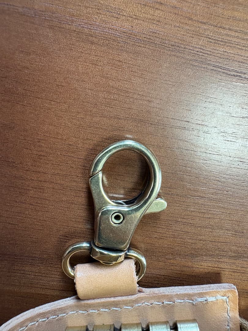 め*そ様 イルビゾンテ L字型ファスナーキーケース