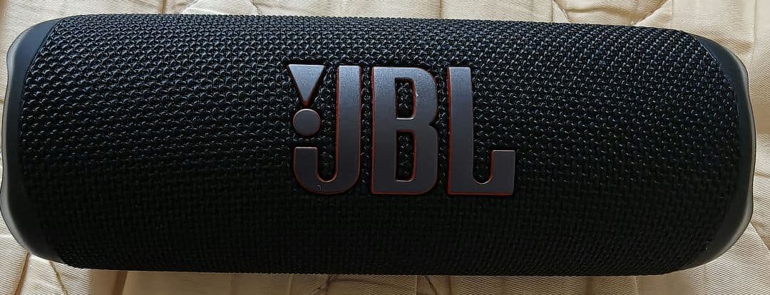JBL FLIP 6 ワイヤレススピーカー　黒