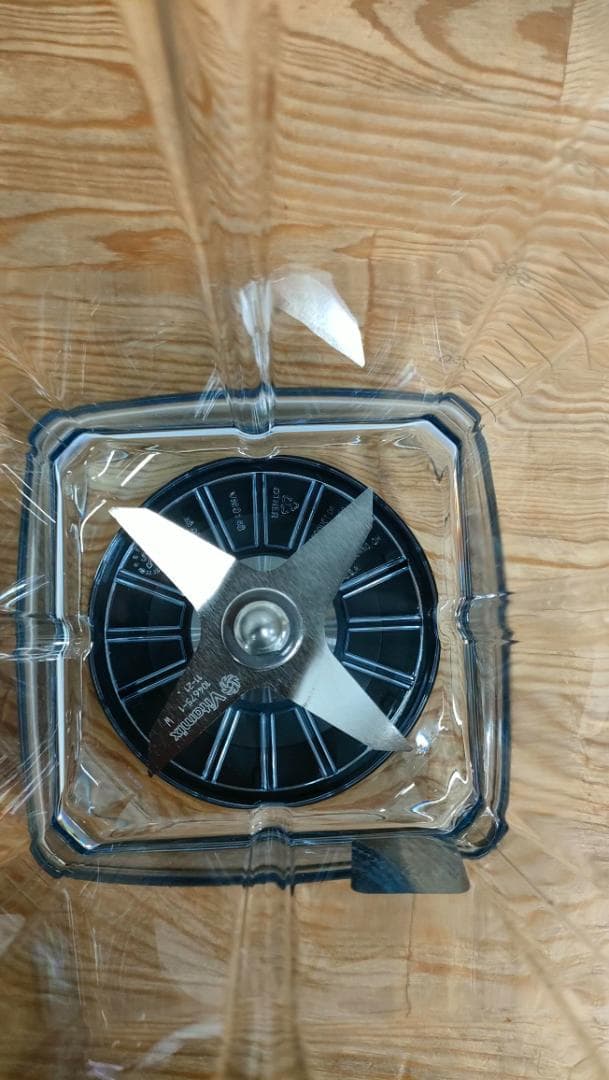 【新品・未使用】バイタミックスE310　保証書あり　1600