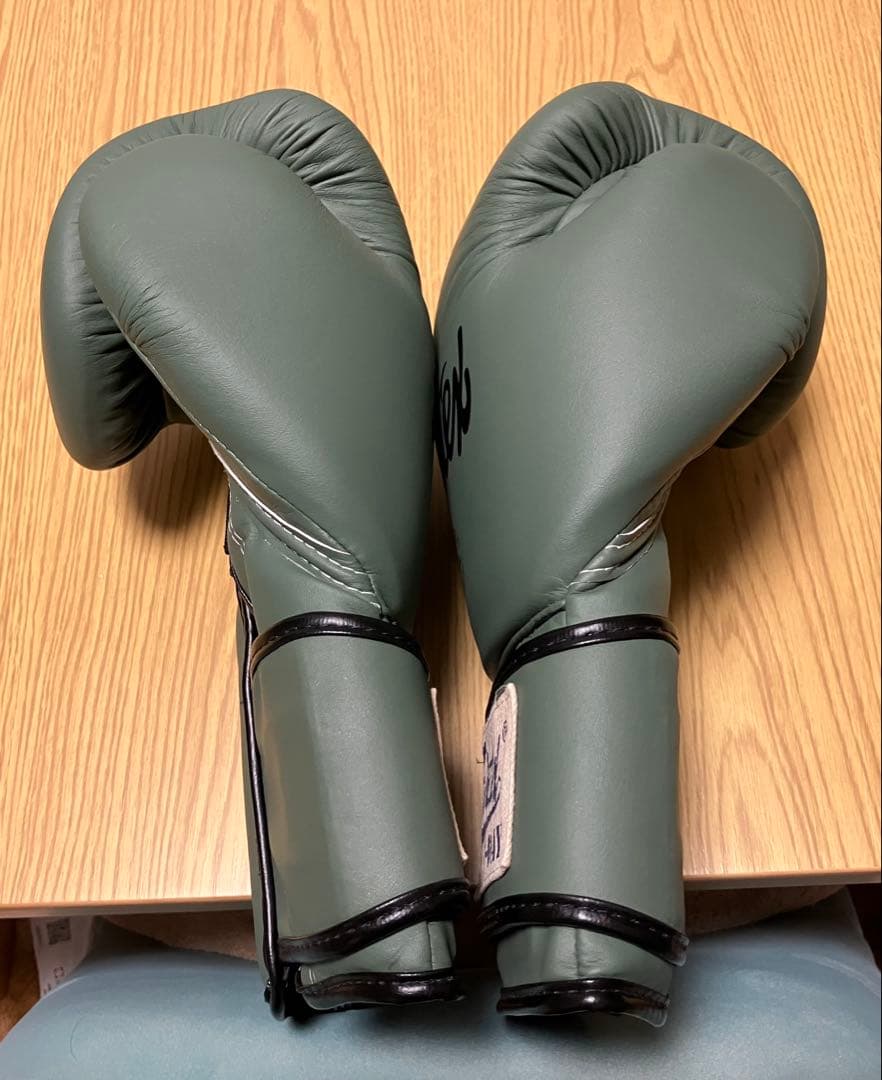 Fairtex ボクシンググローブ 14オンス