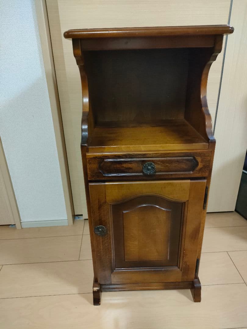 カリモク コロニアル 電話代 花台