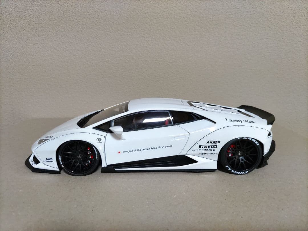 オートアート　Lamborghini Huracan