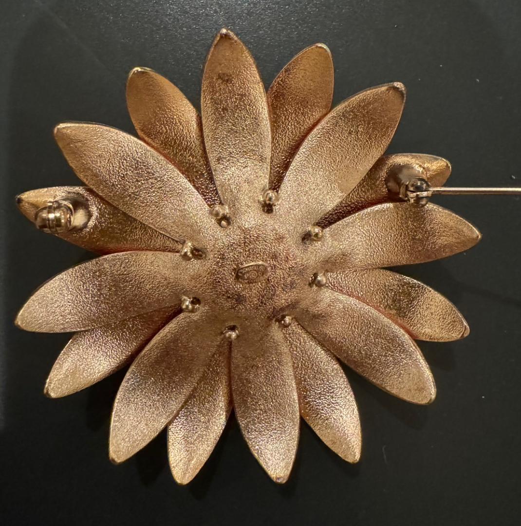 CHANEL　シャネル　フラワー　ブローチ