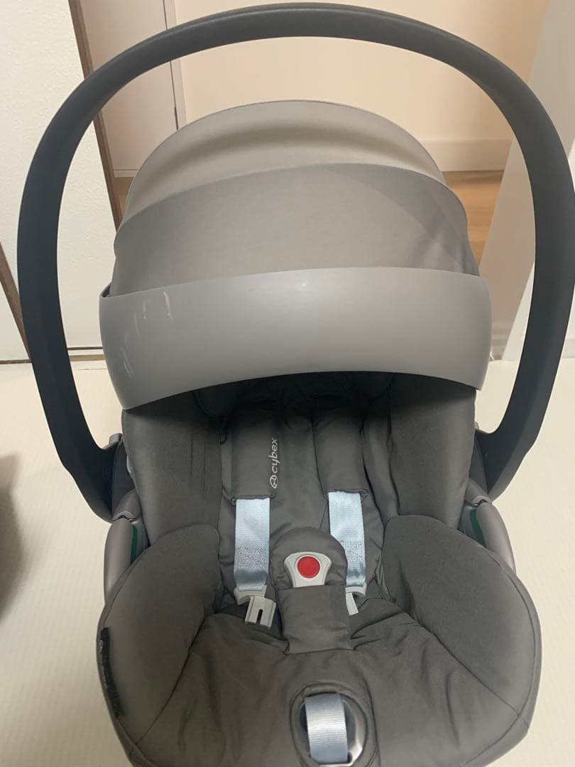 Cybex Z2isizeチャイルドシート、ISOFIX対応ベースTシリーズZ2