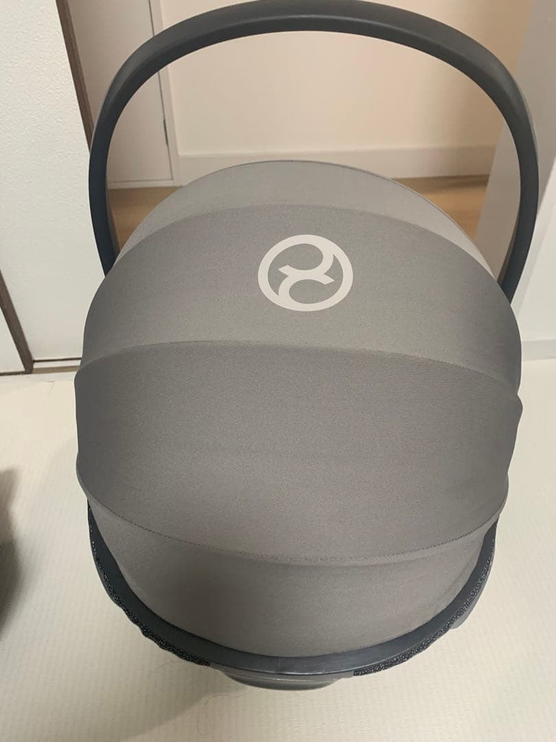 Cybex Z2isizeチャイルドシート、ISOFIX対応ベースTシリーズZ2