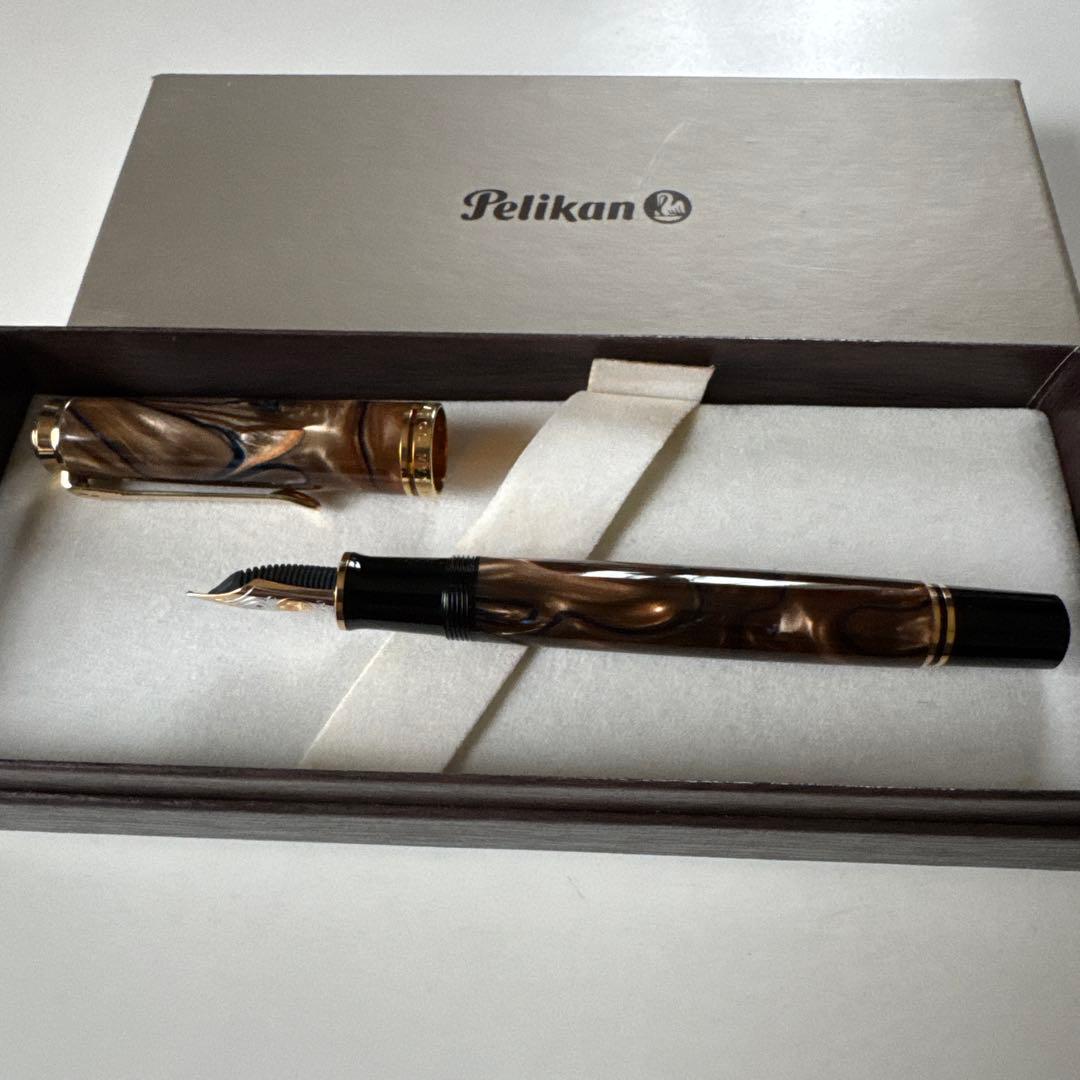 ペリカン スーベレーン M800 万年筆　グランプラス Ｍニブ 中字