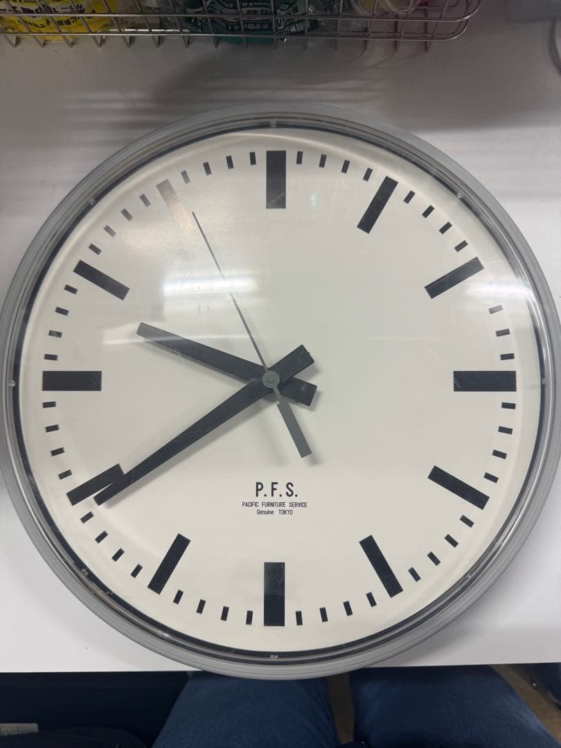 壁掛け時計　パシフィックファニチャーサービス