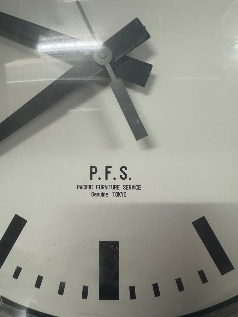 壁掛け時計　パシフィックファニチャーサービス