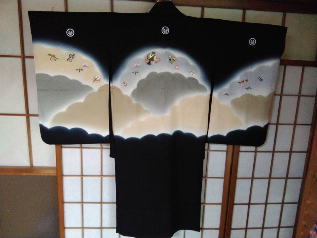 男の子用・5歳から7歳向け・表側正絹のお着物・羽織付き