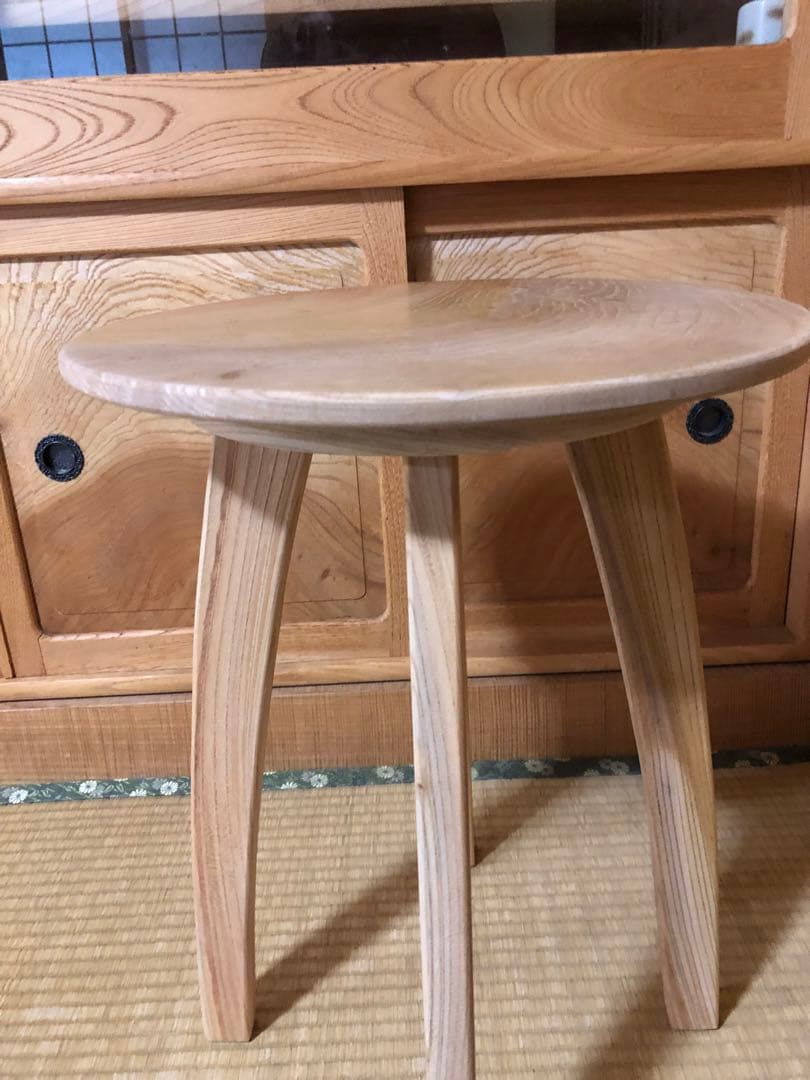 1243 建具屋一筋58年のおじいちゃんの手作りスツール、テーブル☆けやき