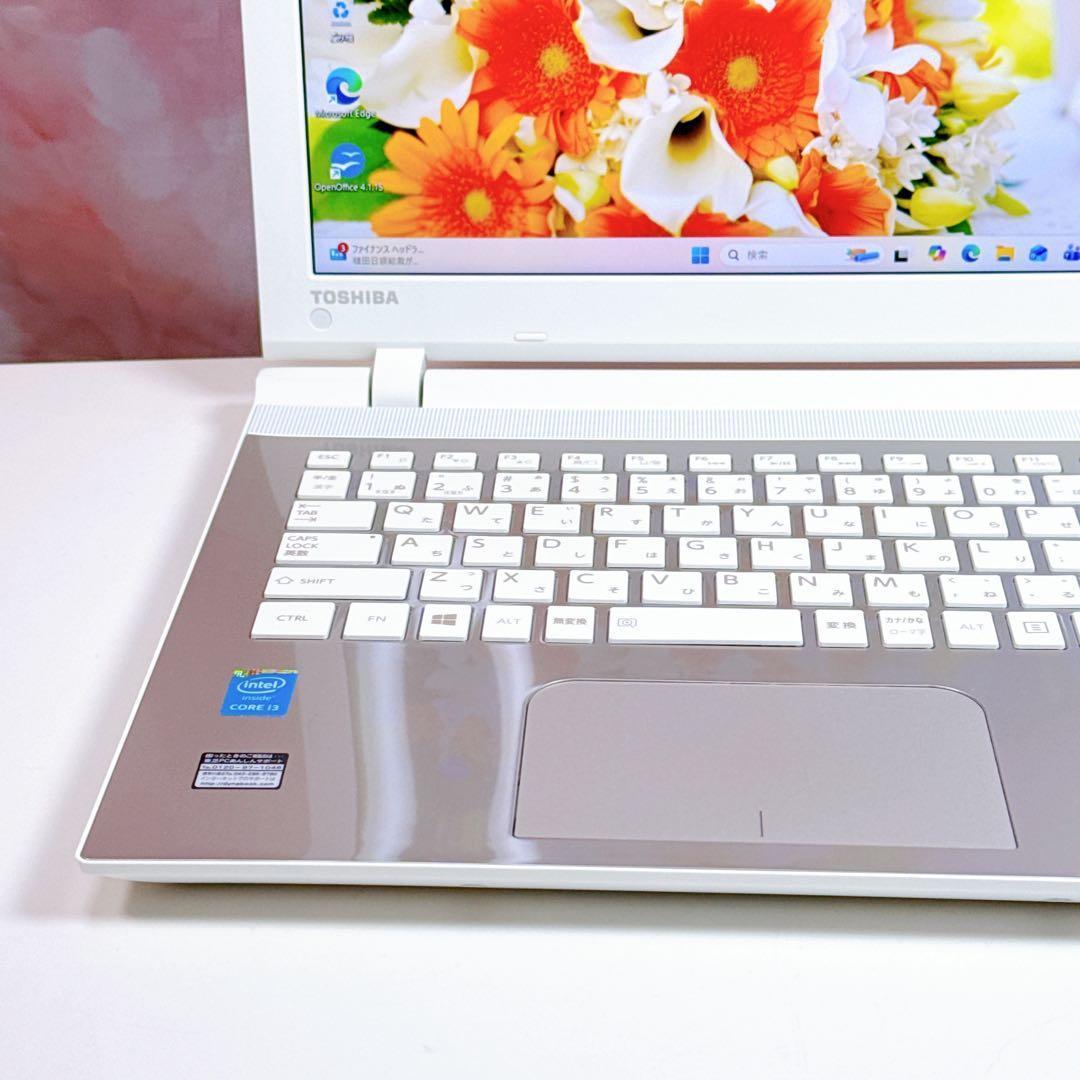 美品✨新品SSDで爆速✨ windows11 ノートパソコン✨オフィス カメラ