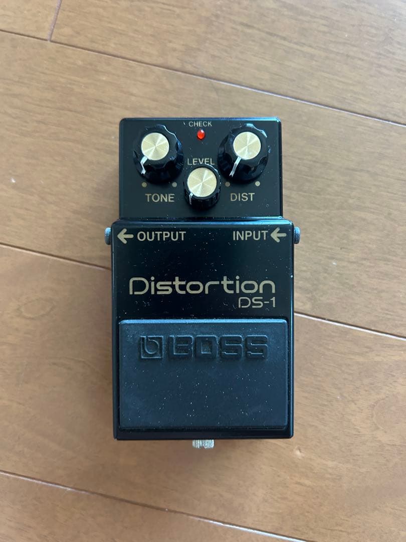 BOSS DS-1 40周年記念モデル