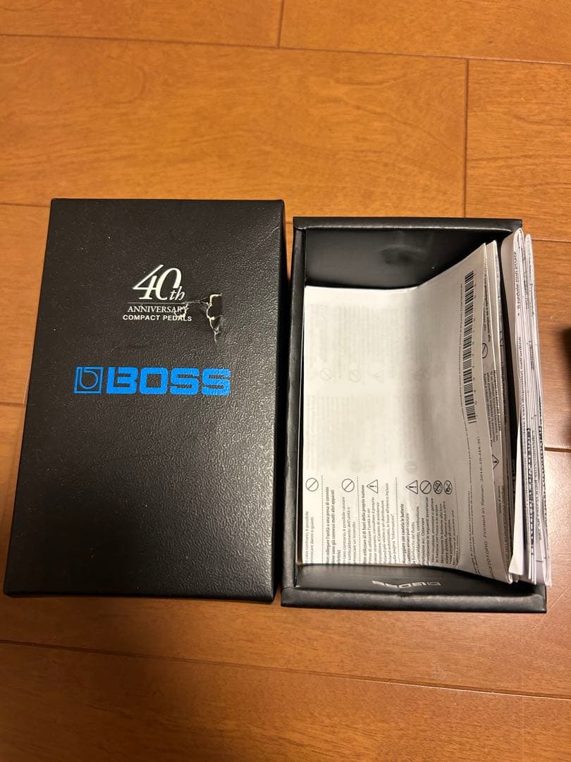 BOSS DS-1 40周年記念モデル