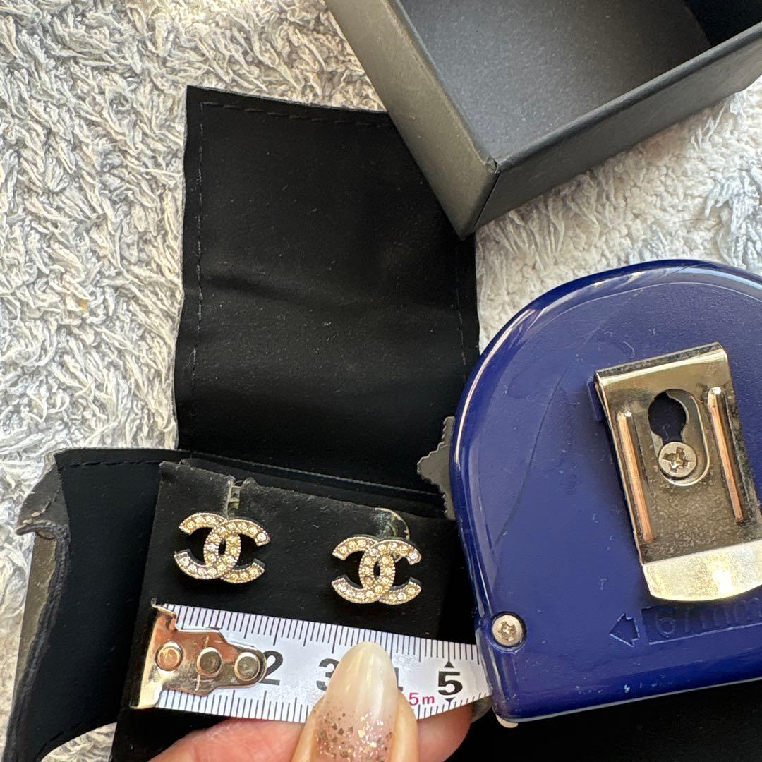 CHANEL ダブルCロゴ ピアス