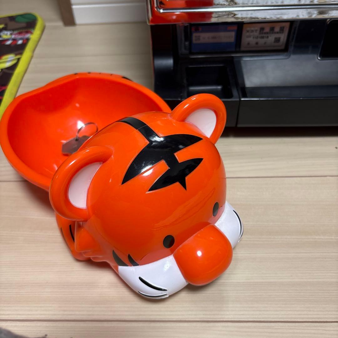 みんなのジャグラー　実機（トラッピのドル箱付き）