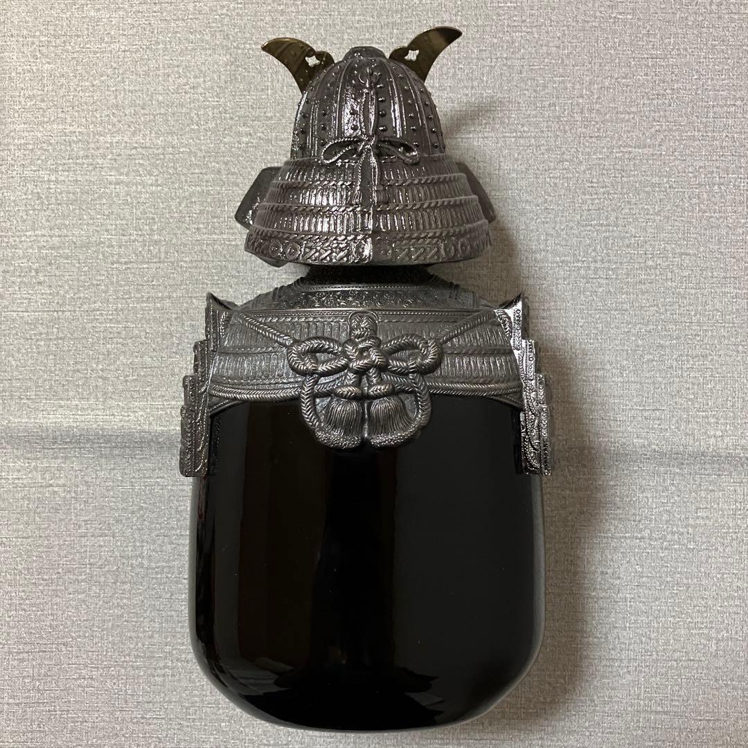 【ボトル付き】G&G 鎧兜ボトルキャップ・ウイスキー 750ml