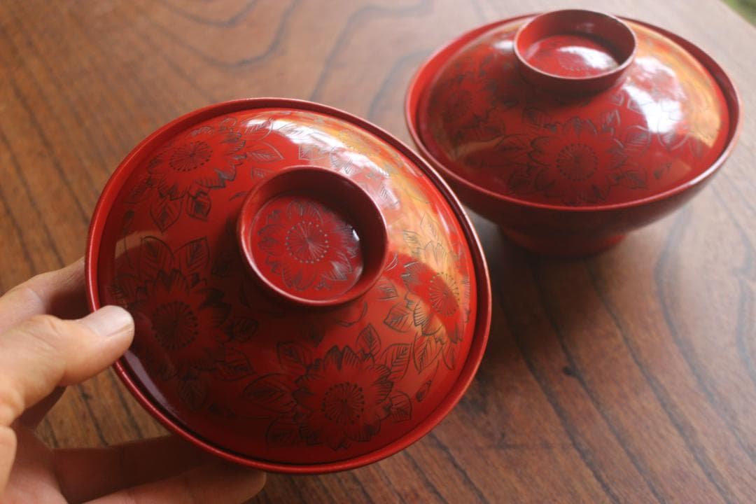 デッドストック！上質朱漆に極上沈黒桜文の映えるお椀2点（検輪島塗懐石椀雑煮椀