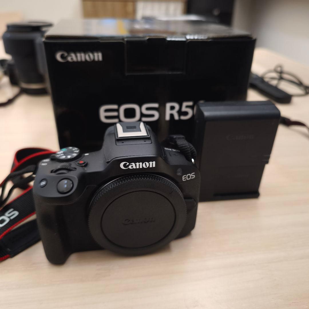 Canon EOS R50 ミラーレス一眼 本体のみ