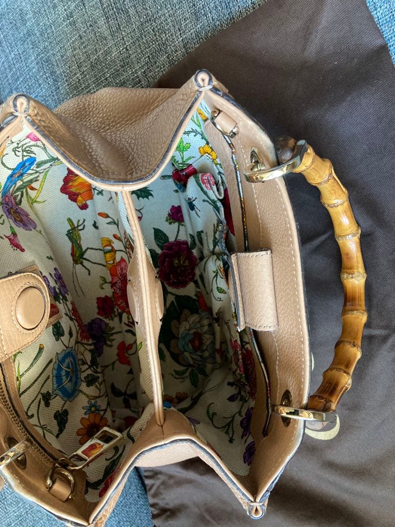 GUCCIグッチ バンブー ハンドバッグ 日本限定 フローラ 2wayベージュ