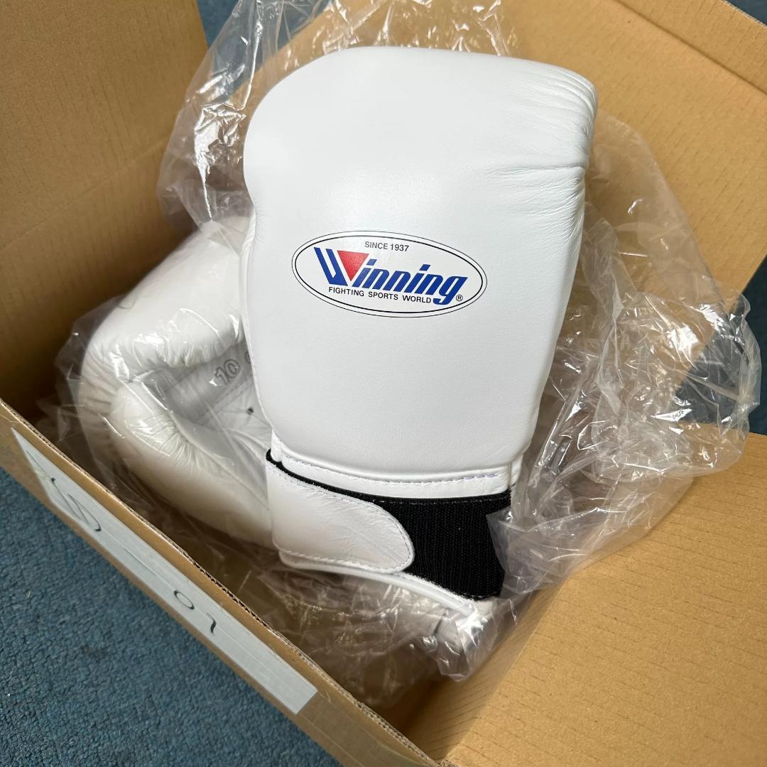 Winning ボクシンググローブ 10 oz ホワイト未使用**
