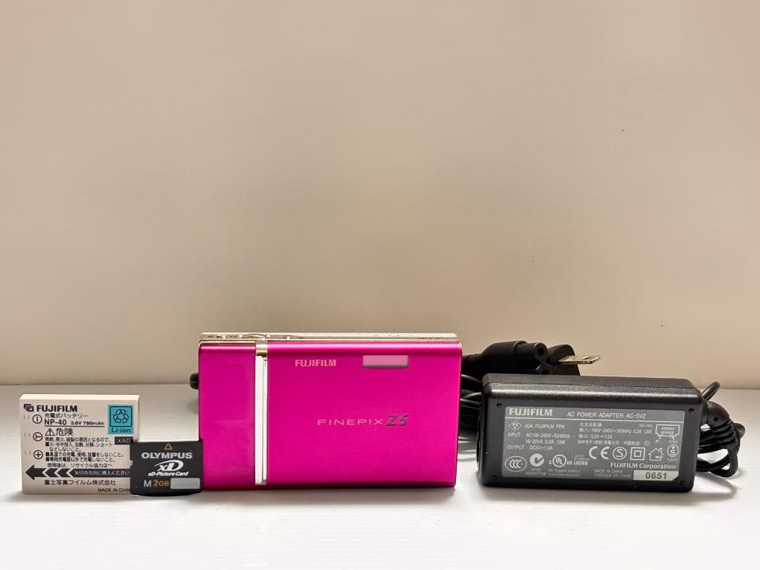 美品 FUJIFILM FinePix Z5fd ラズベリーレッド 付属品あり