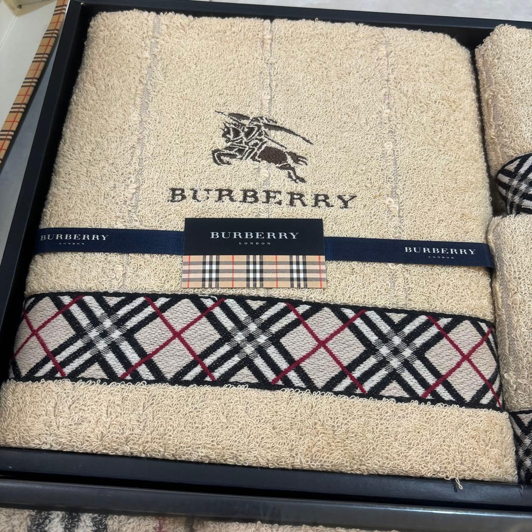 Burberry バーバリー　タオルセット　バスタオル　フェイスタオル